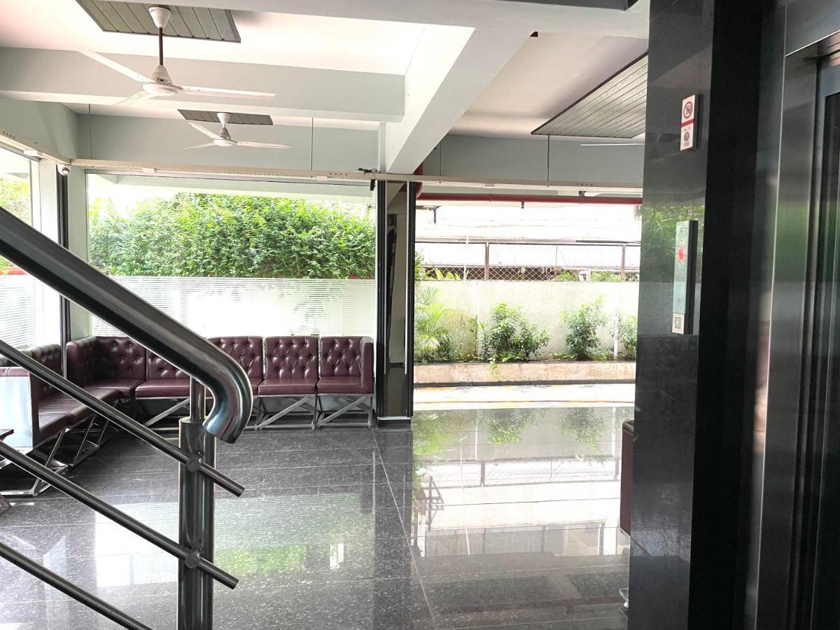 Hotel Airport Kk Nagpur Exterior photo